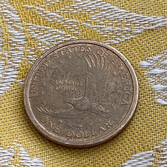 Vintage 2000 D Sacagawea One Dollar Coin - Picture 2 of 2